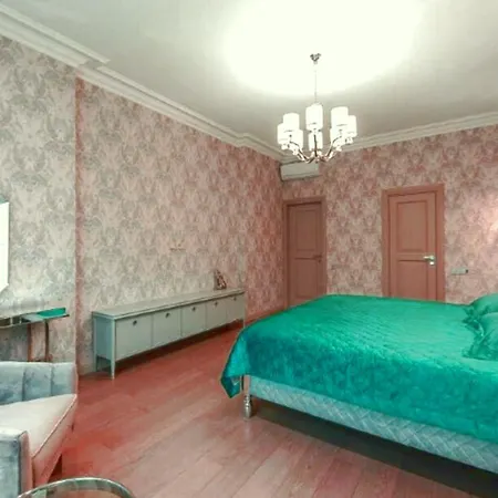 Apartamento Spacious For 10 Guests In Colónia