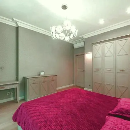 Spacious For 10 Guests In * Кёльн